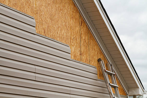 24/7 Emergency Vinyl Siding experts in Sandy Ridge, NC